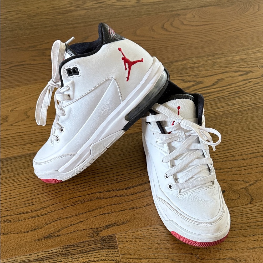 Nike Kids Jordan Flight Origin 3 shoes - size 4.5